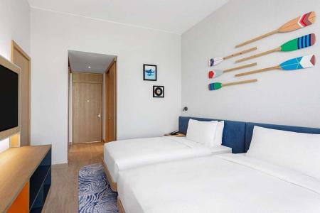 Отель Hampton by Hilton Marjan Island в Рас-эль-Хайма - ОАЭ