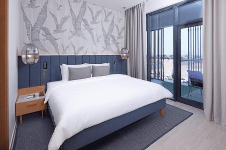 Отель C Central Resort The Palm в Палм Джумейра - ОАЭ