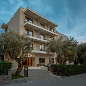 отель Hotel Eleven