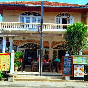 отель Fish & Chips