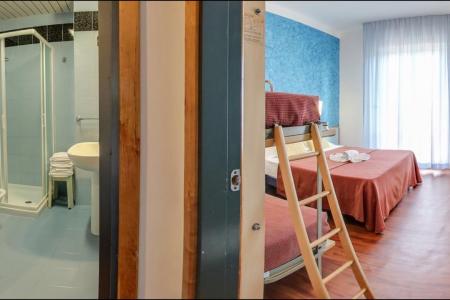 Отель Due Mari  в Римини - Италия