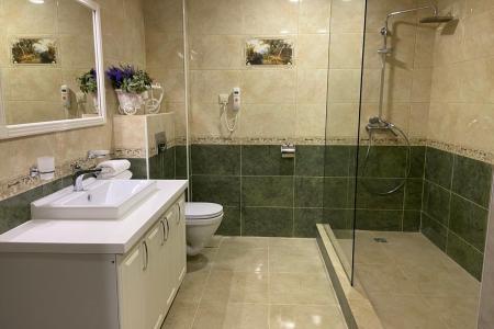 Отель Гранд Отель Прибой в Лазаревское - Россия