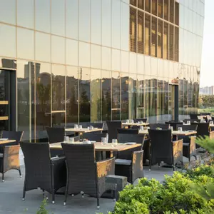 отель Centro Westside by Rotana