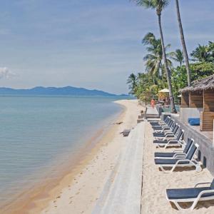 отель Escape Beach Resort