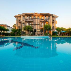 отель Golden Moon