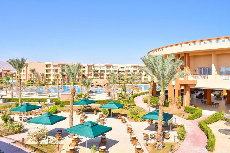 Parrotel Lagoon Waterpark Resort