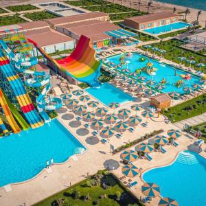 отель Hawaii Paradise Aqua Park Resort