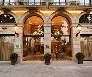 отель Duquesa de Cardona