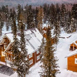 отель SHERegesh`s WOOD