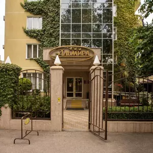 отель Альмира
