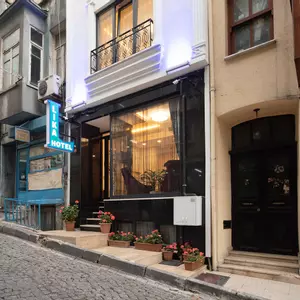 отель Lika Hotel