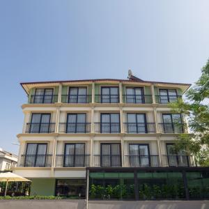 отель The Mori Club Hotel