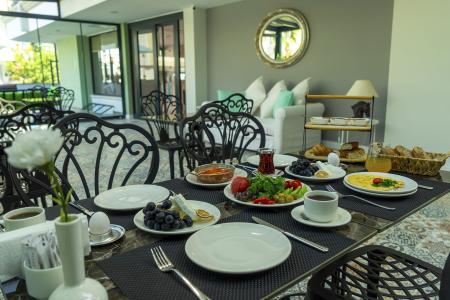 Отель The Mori Club Hotel в Лара - Турция