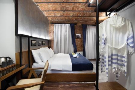 Отель DeCamondo Galata - House Building - , A Tribute Portfolio в Бейоглу (Пера) - Турция