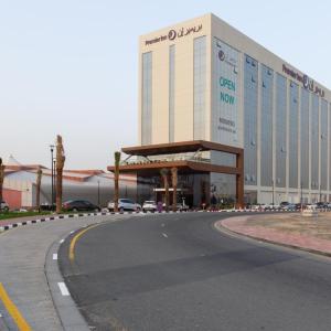 отель Premier Inn Dubai Dragon Mart