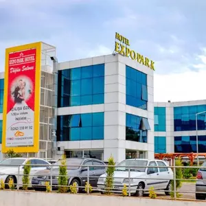отель Expo Park Hotel