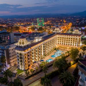 отель Blue Marlin Deluxe Spa & Resort