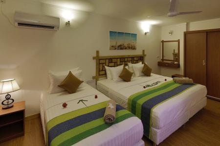 Отель Shallow Lagoon Rasdhoo в Расду Атолл - Мальдивы