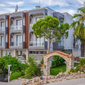 отель Calis Hotel