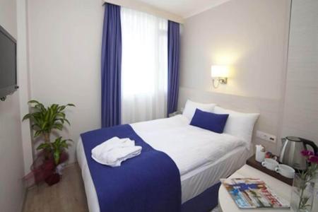 Отель Walk In Hotel в Измир - Турция