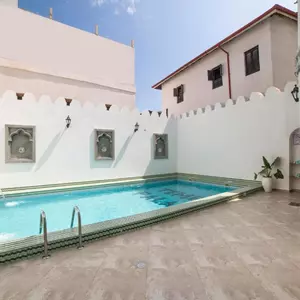 отель Tembo Palace Hotel