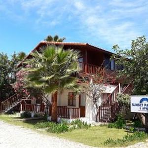 отель Sunset Boutique Hotel & Apartments