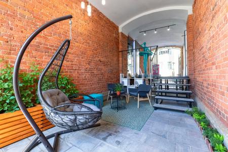 Отель IZZZI у Гостиного Двора в Санкт-Петербург - Россия