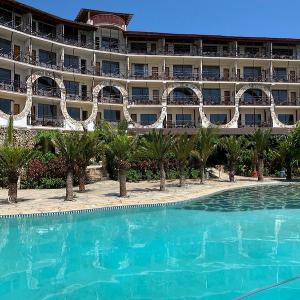 отель Palumbo Waves Resort