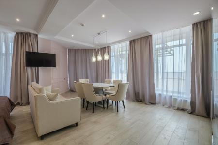 Отель Династия (Орджоникидзе) в Феодосия - Россия