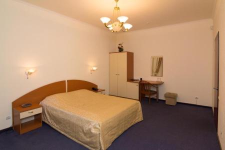 Отель Олимп (на Кулакова) в Севастополь - Россия