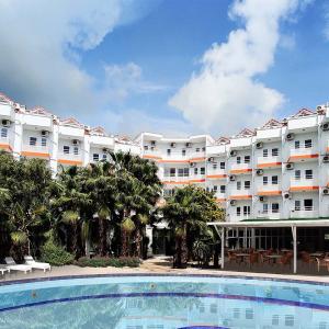 отель UK Hotel Kiris