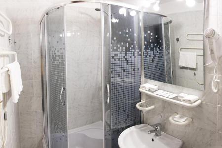 Отель Ангара Гостиничный Комплекс в Иркутск - Россия