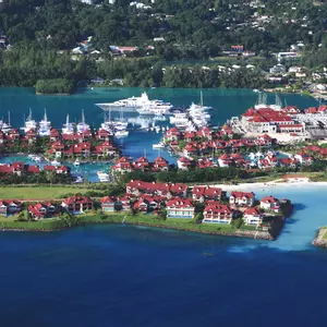 отель Eden Island
