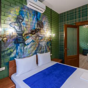 отель House on Potapova