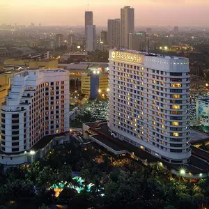 отель Edsa Shangri-La