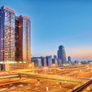 отель Mercure Dubai Barsha Heights Hotel Suites & Apartments