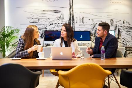 Отель Mercure Dubai Barsha Heights Hotel Suites & Apartments в Аль Барша - ОАЭ