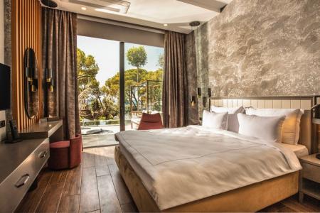 Отель Unique Life Style в Кушадасы - Турция