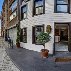 отель Mezzo Hotel