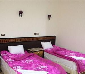 отель One Season Hostel
