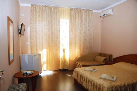 Отель Олимп в Береговое (Феодосия) - Россия