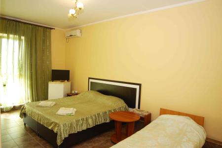 Отель Олимп в Береговое (Феодосия) - Россия