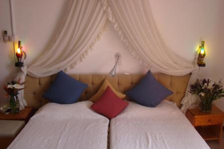 Отель Kiniras Traditional Hotel & Restaurant в Пафос - Кипр