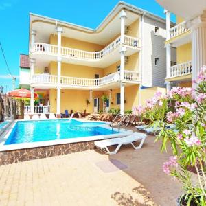 отель Гостевой дом Нателла (Кабардинка)