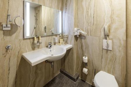 Отель Central City Hotel Makhachkala в Махачкала - Россия