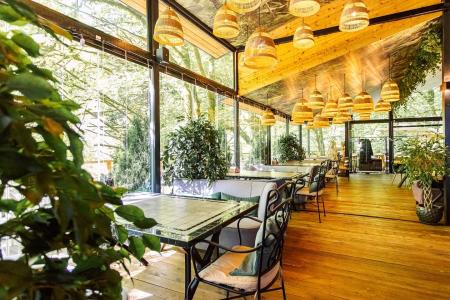 Отель Лес Глэмпинг и СПА в Красная Поляна - Россия