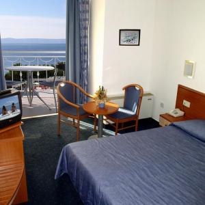отель Bluesun Hotel Alga
