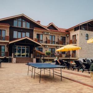 отель Абрикос Гарден