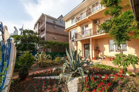 Отель Дельфин Отель (ул. Аллейная) в Адлер - Россия