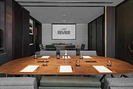 Отель Revier Hotel в Бизнес Бэй - ОАЭ